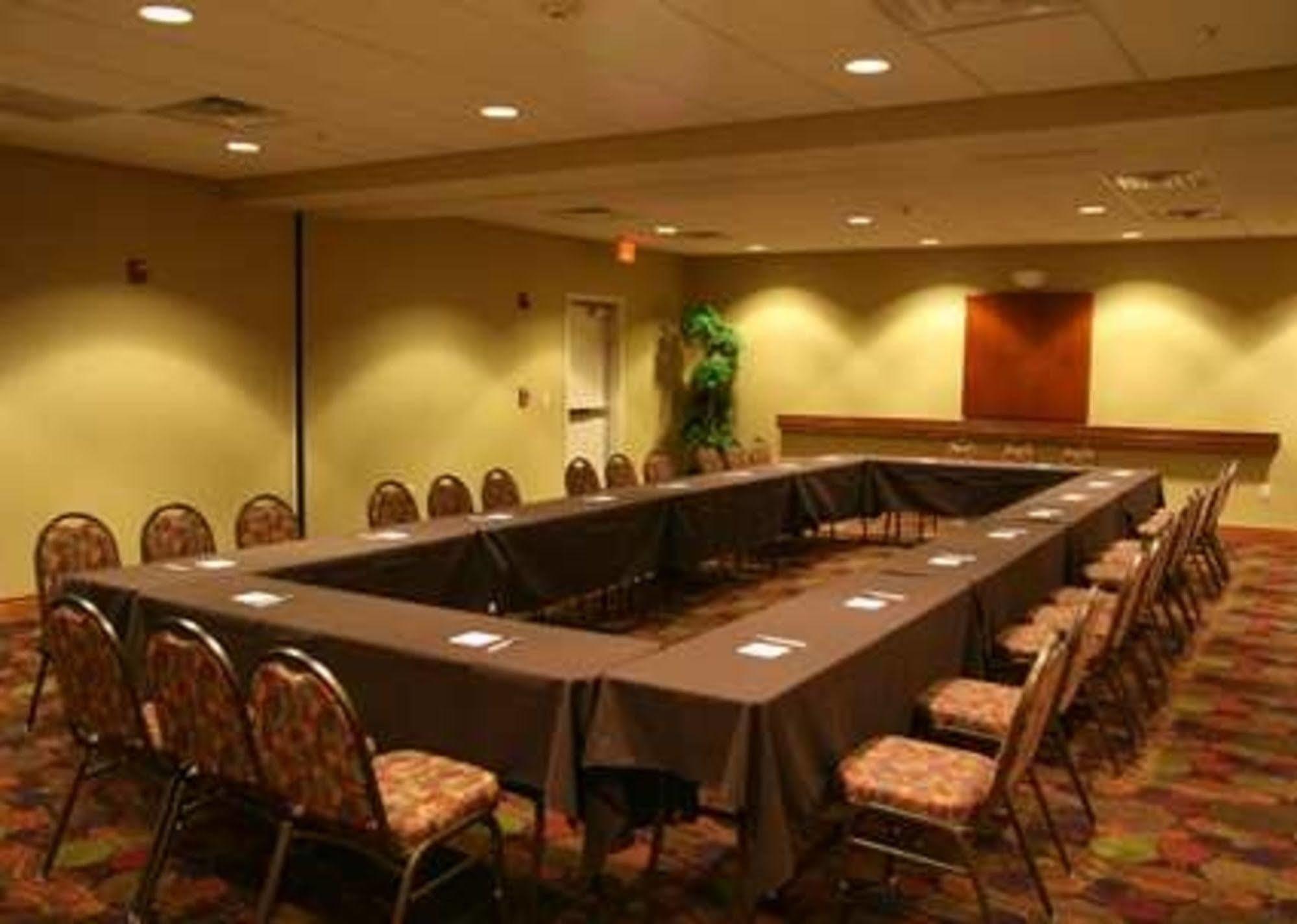 Hampton Inn & Suites Moline-Quad City Int'L Aprt Exteriör bild