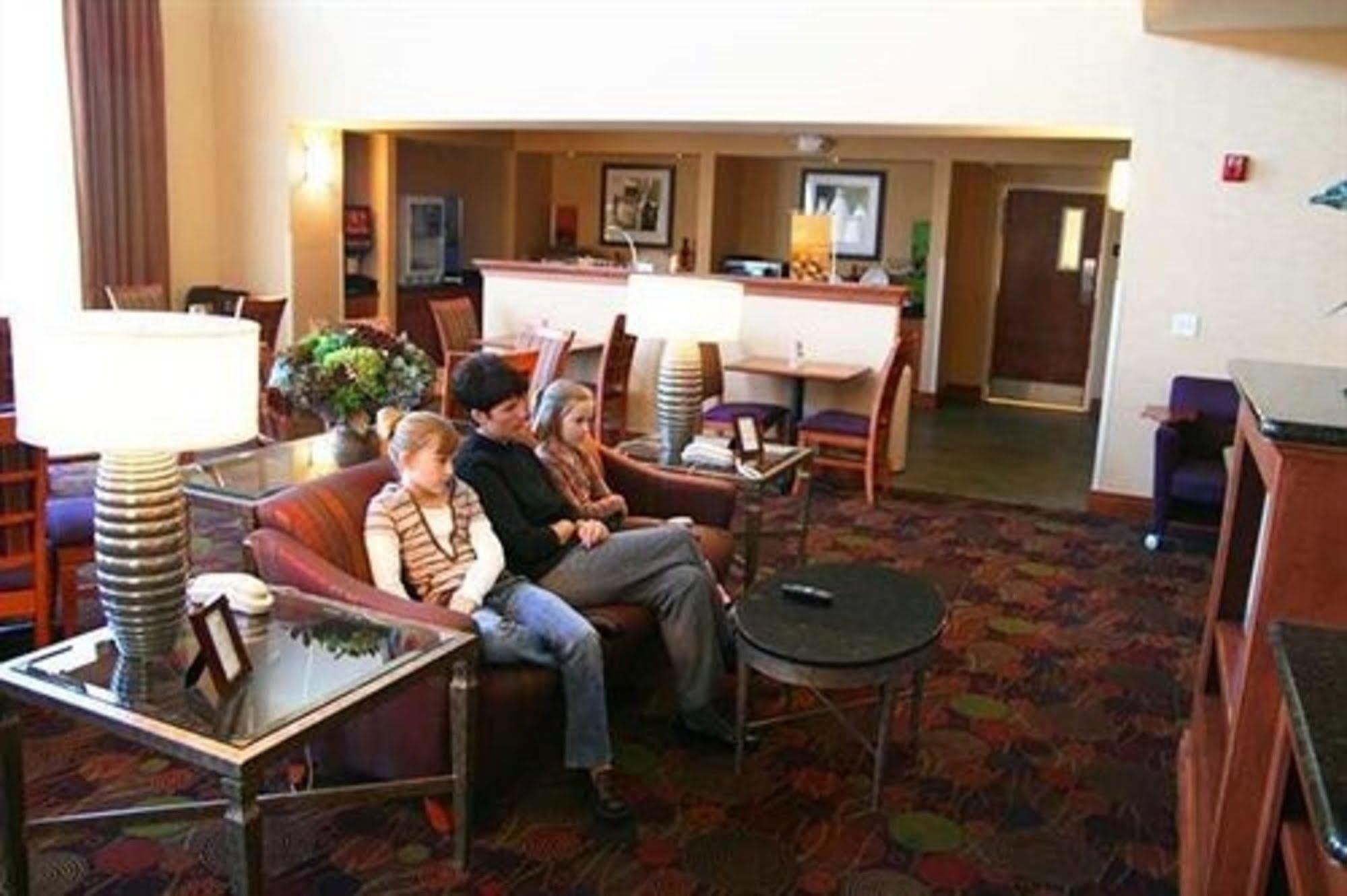 Hampton Inn & Suites Moline-Quad City Int'L Aprt Inreriör bild